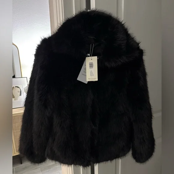 NWT Black Faux Fur Jacket - Picture 2 of 4